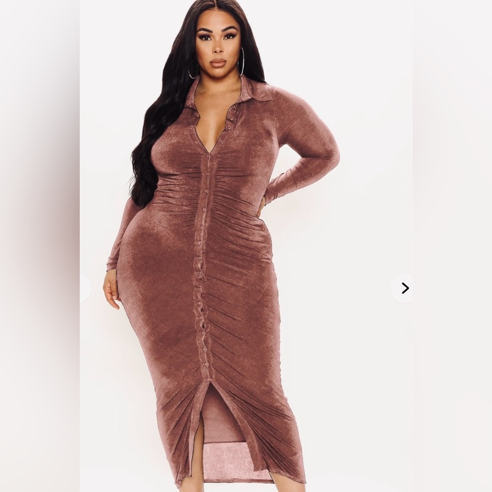 Fashion Nova silky, smooth, long sleeve slinky maxi dress - Picture 5 of 7